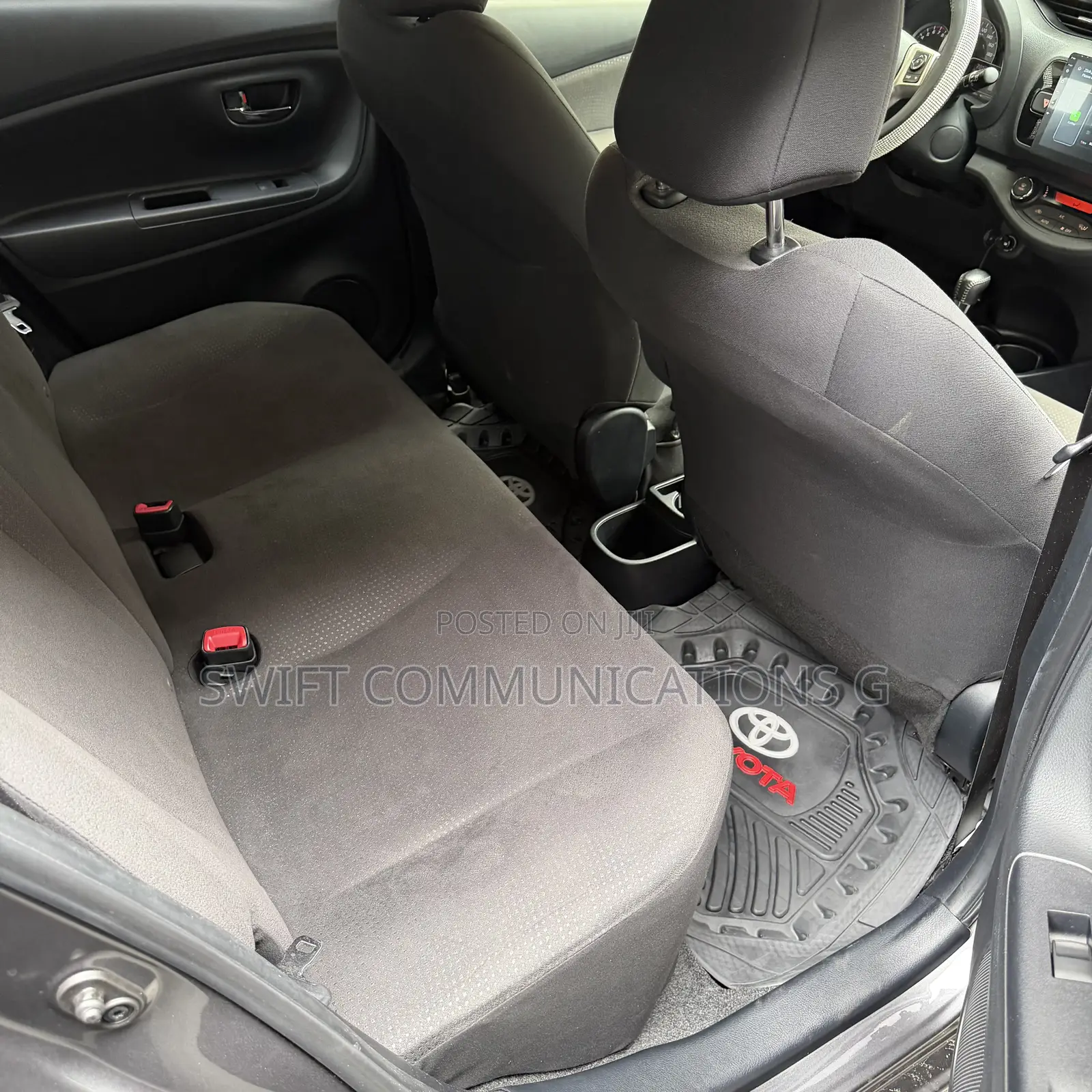Toyota Vitz 1.5 FWD 5dr 2016 Gray