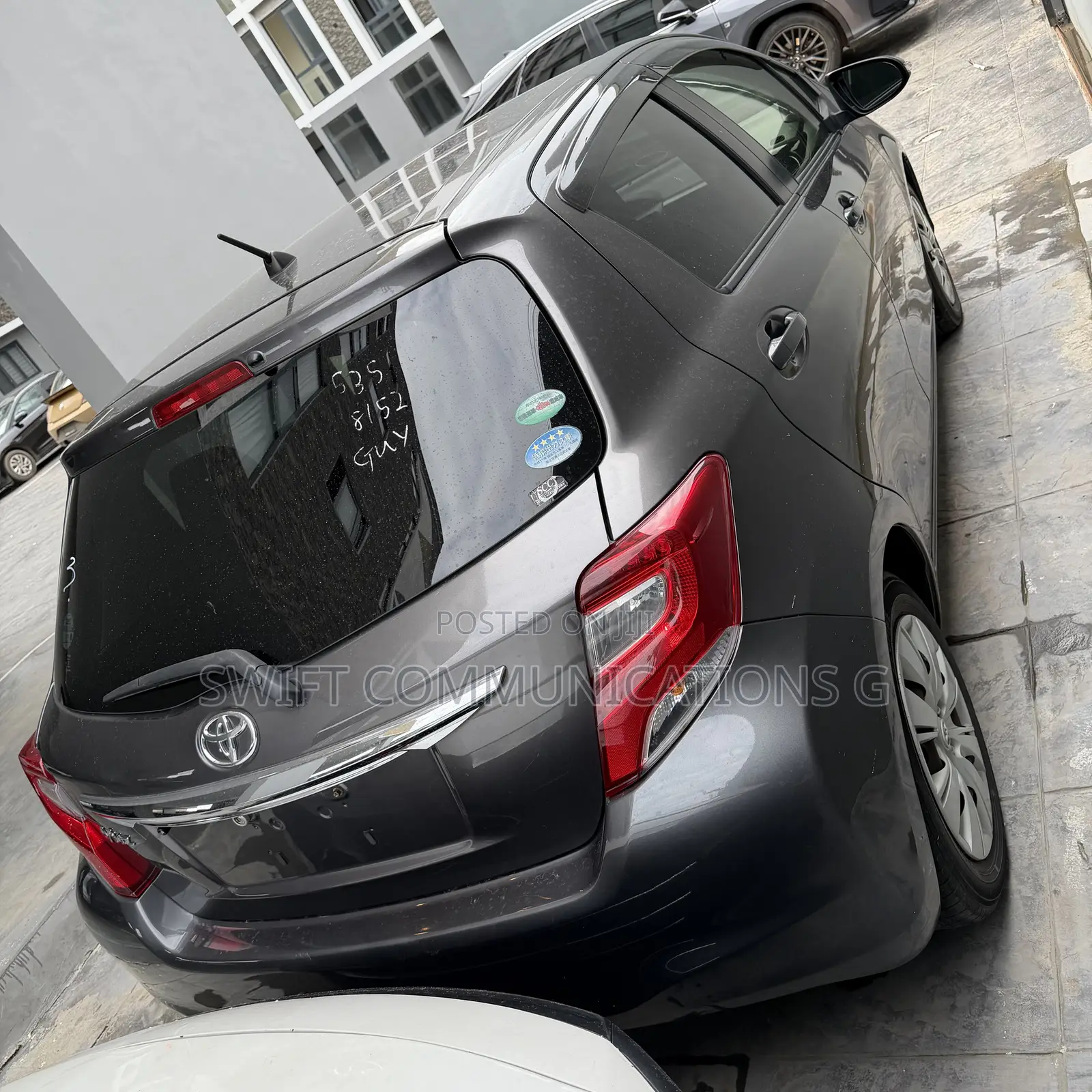 Toyota Vitz 1.5 FWD 5dr 2016 Gray