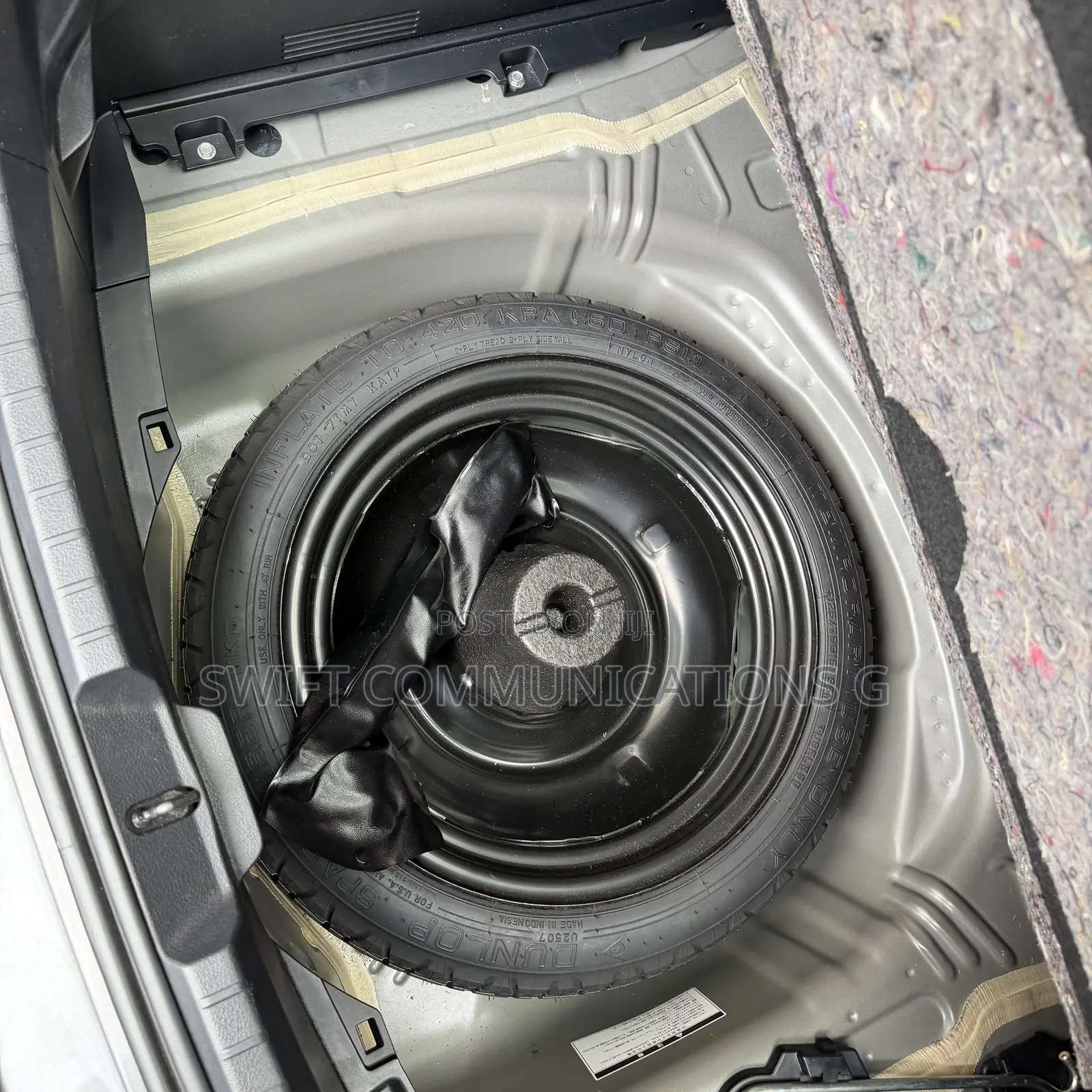 Toyota Vitz 1.5 FWD 5dr 2016 Gray