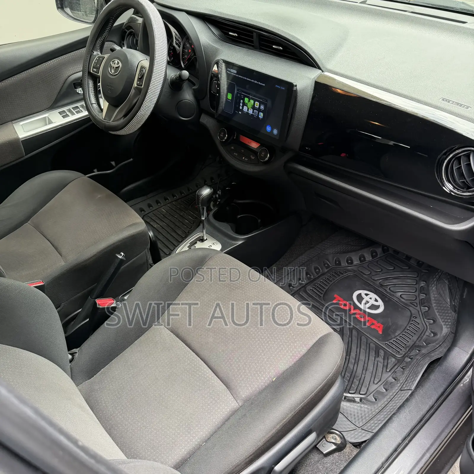 Toyota Vitz 1.5 FWD 5dr 2016 Gray