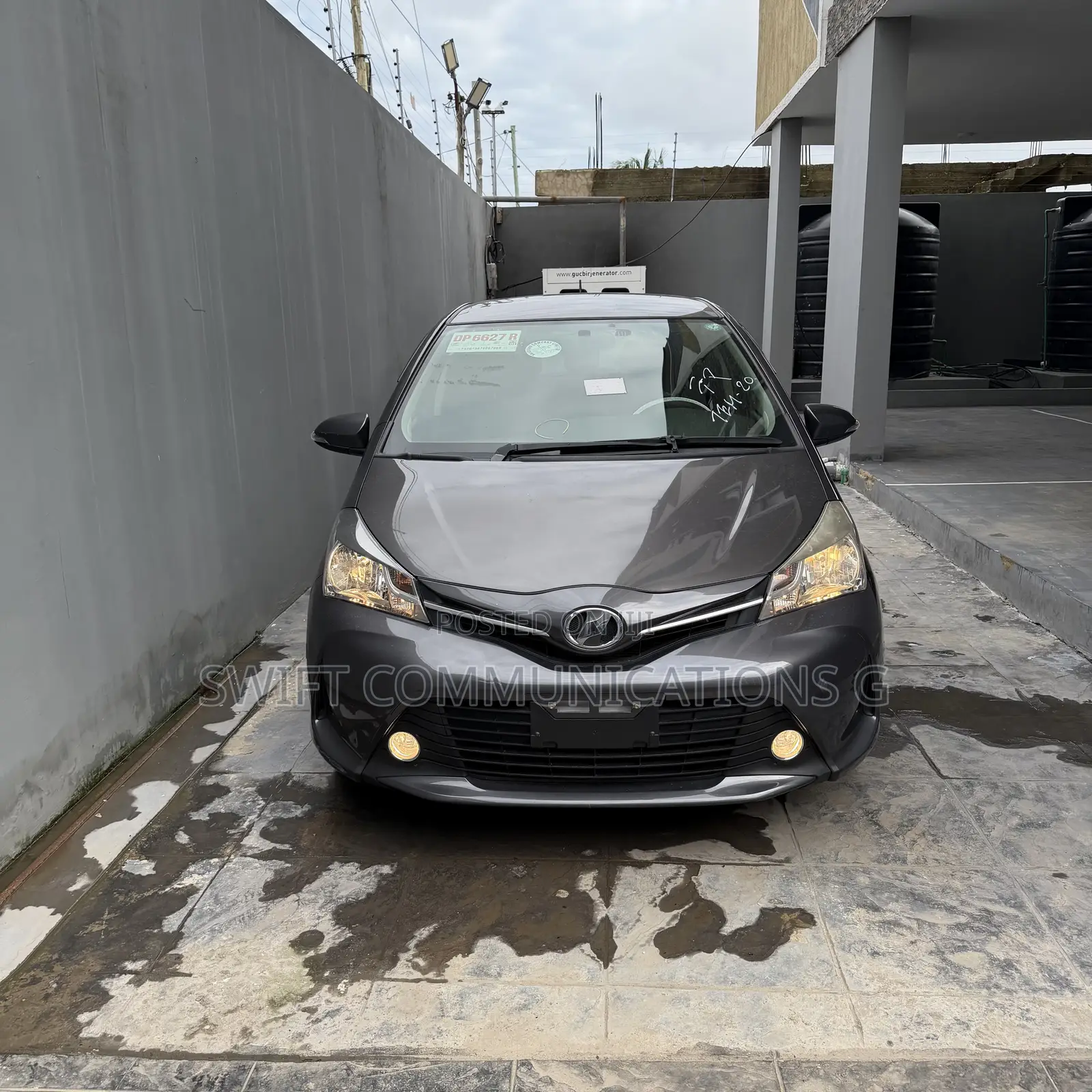Toyota Vitz 1.5 FWD 5dr 2016 Gray
