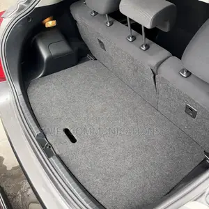 Toyota Vitz 1.5 FWD 5dr 2016 Gray