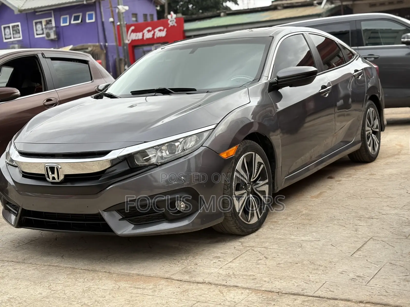 Honda Civic EX-L 4dr Sedan (1.5L 4cyl) 2017 Gray