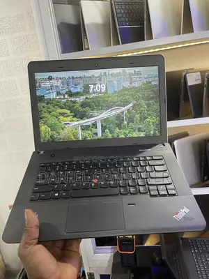 Laptop Lenovo ThinkPad E431 8GB Intel Core i5 HDD 500GB