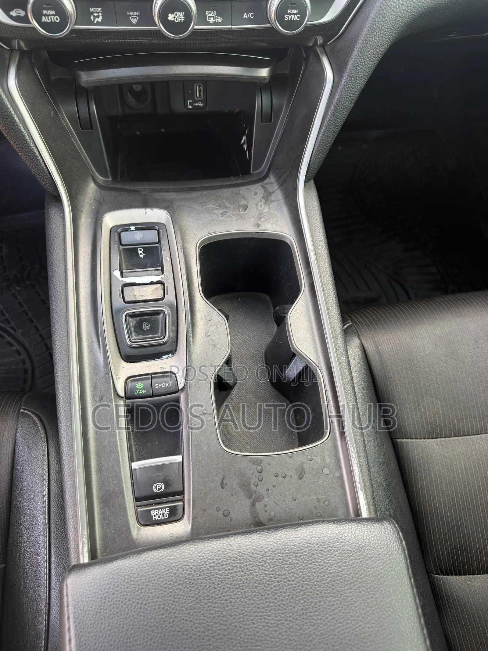 Honda Accord Sport (2.0L 4cyl Turbo 10A) 2019 Blue