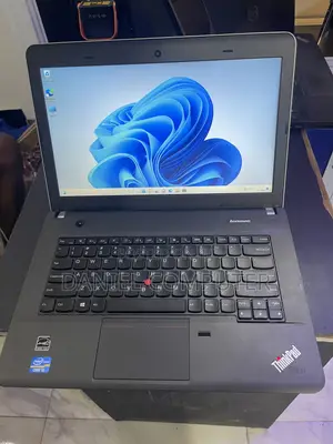 Laptop Lenovo ThinkPad E431 8GB Intel Core i5 HDD 500GB