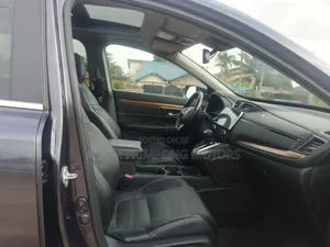 Honda CR-V Touring AWD 2018 Gray