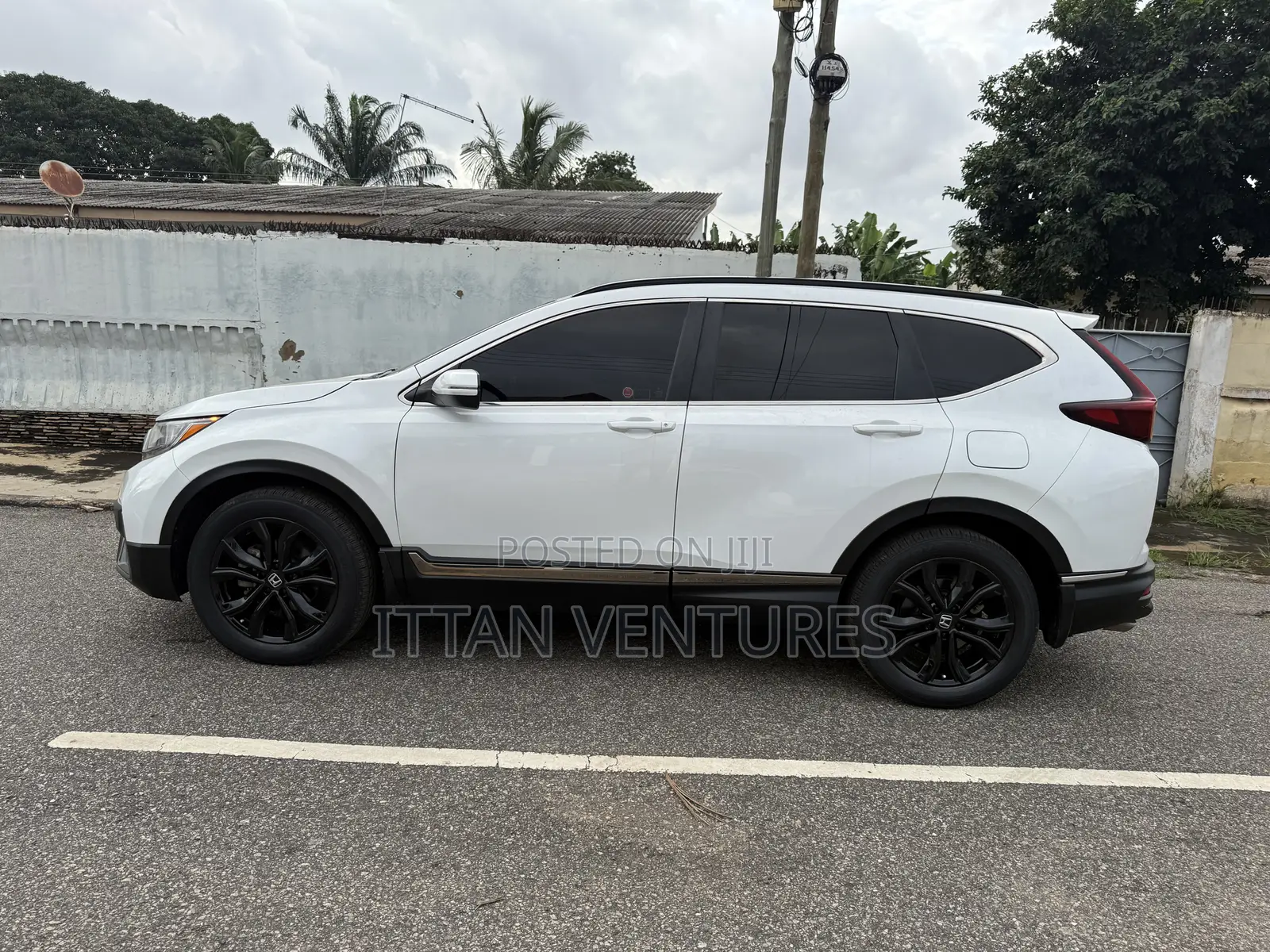 Honda CR-V Special Edition 2021 White