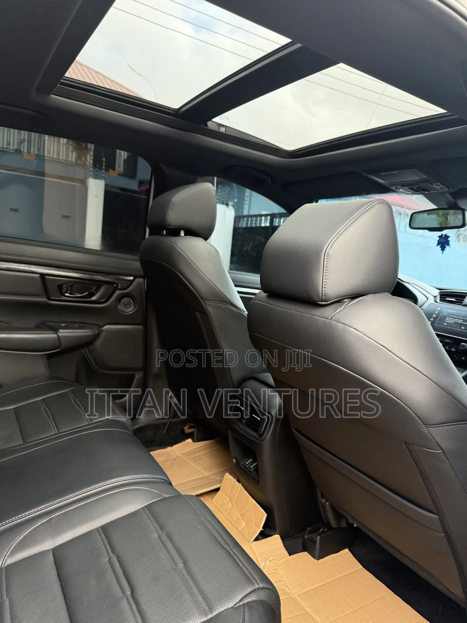 Honda CR-V Special Edition 2021 White