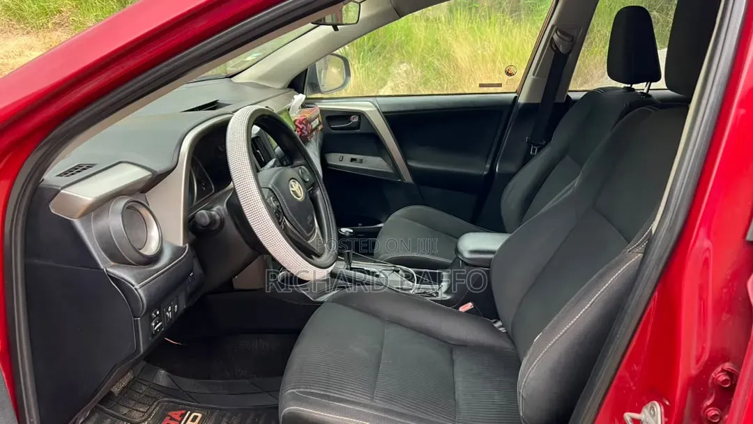 Toyota RAV4 2013 Red