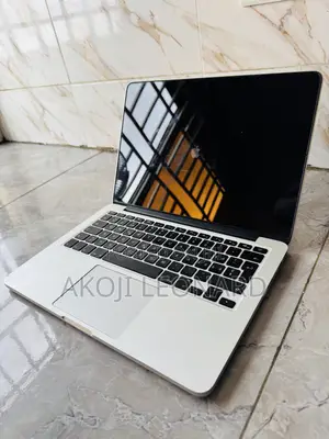 Laptop Apple MacBook Pro 2015 8GB Intel Core i5 SSD 256GB