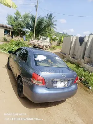 Toyota Yaris 2008 Gray