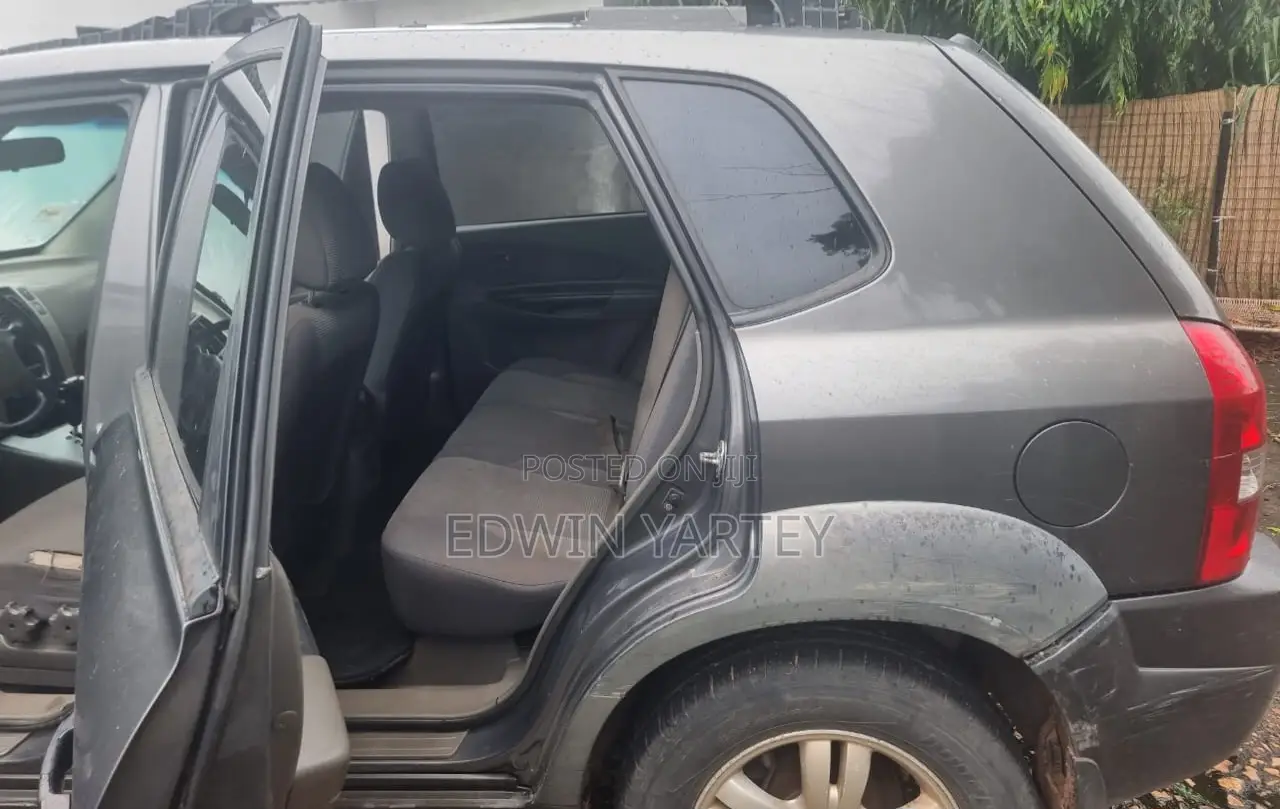 Hyundai Tucson GLS FWD 2008 Gray