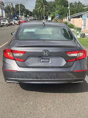 Honda Accord LX 2018 Gray
