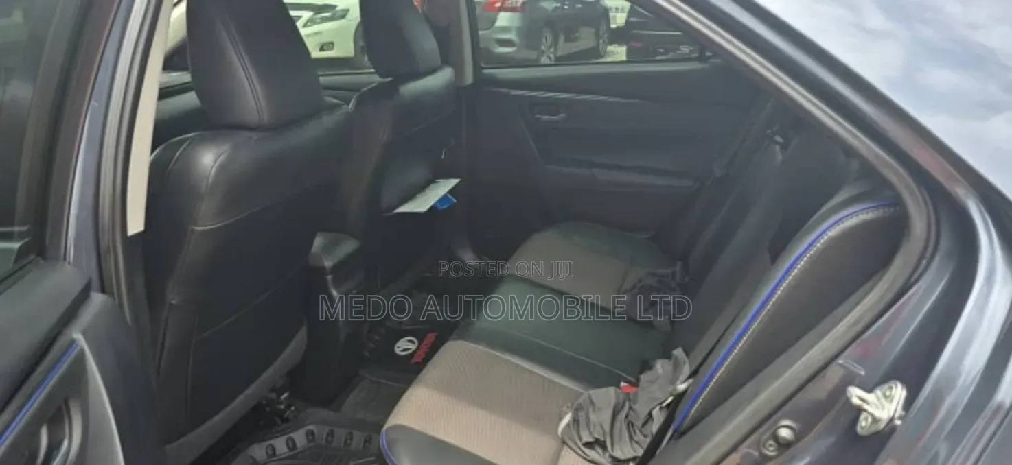 Toyota Corolla 2017 Gray