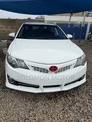 Toyota Camry 2014 White