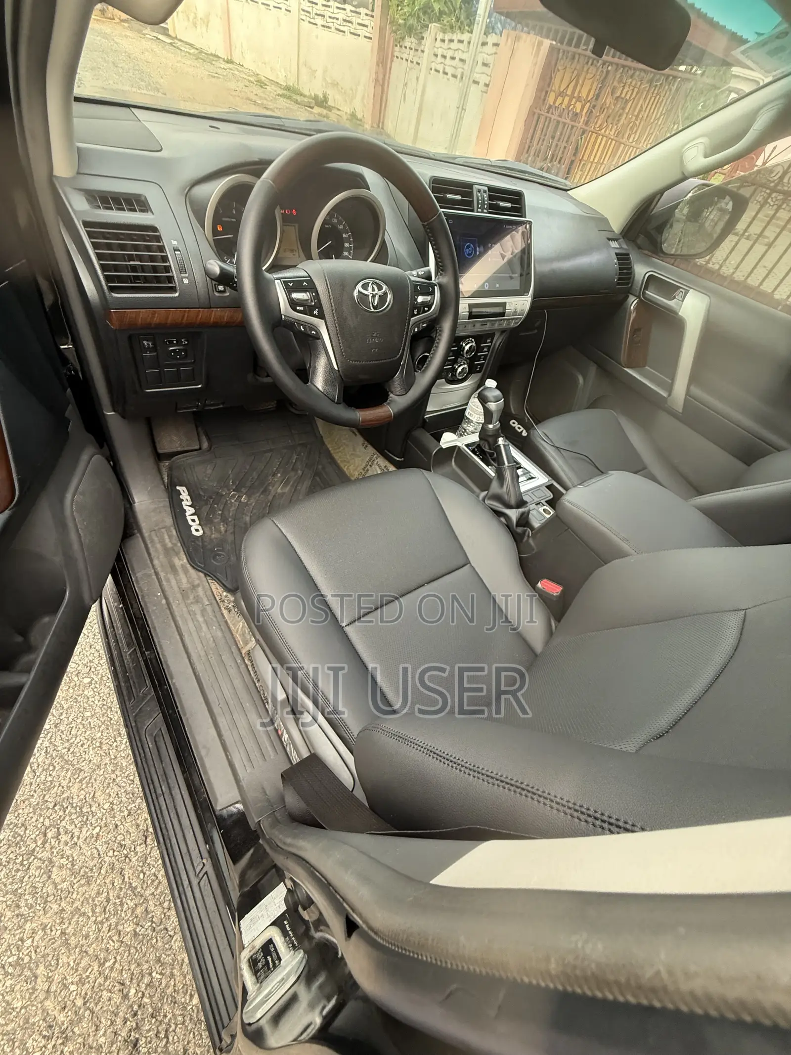 Toyota Land Cruiser Prado 2.7 i 2012 Black