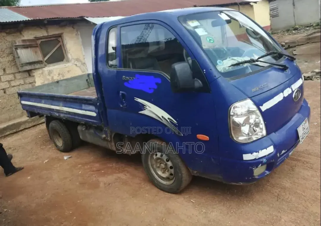 Kia Bongo 4