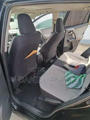 Toyota RAV4 XLE 4dr SUV AWD (2.5L 4cyl 6A) 2018 Black