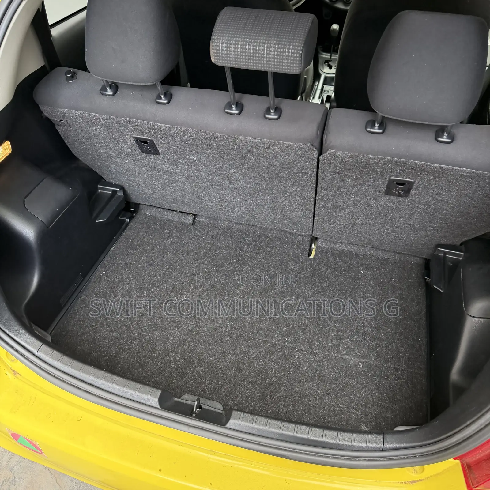 Toyota Vitz 1.5 FWD 5dr 2015 Yellow