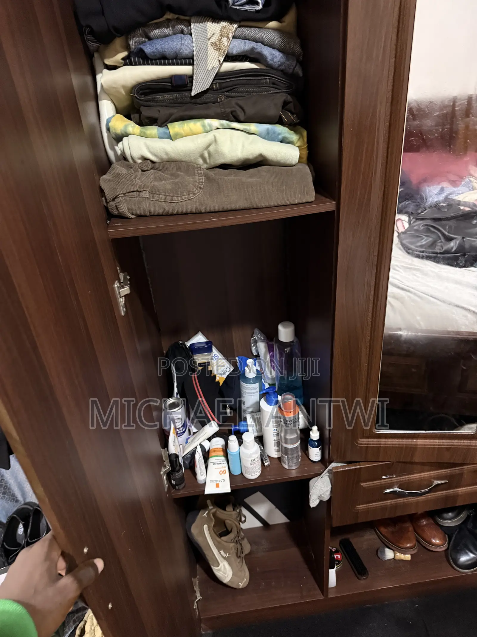 Wardrobe for Clothes
