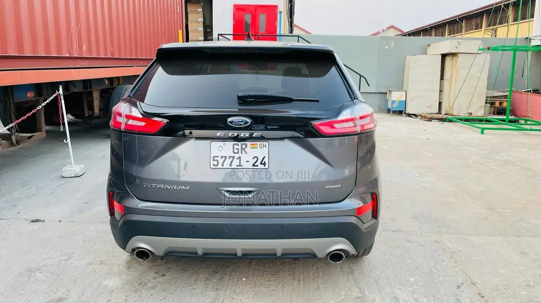 Ford Edge Titanium 2022 Matt Black