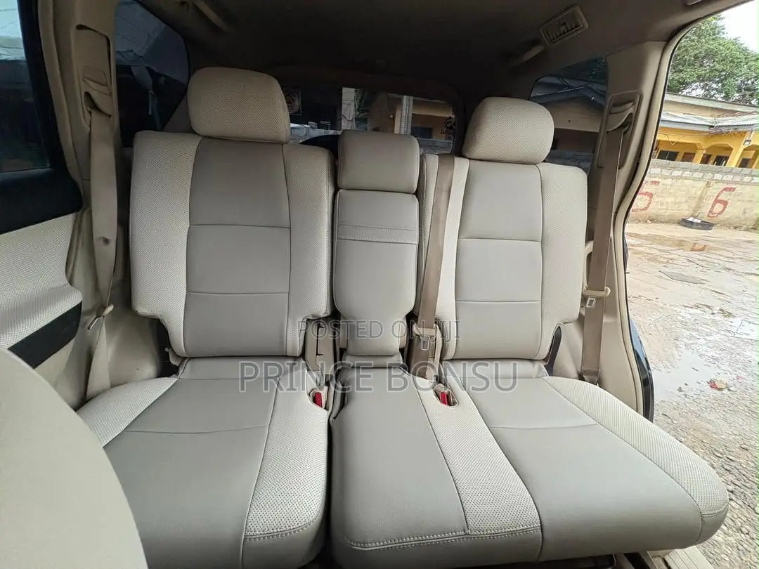 Toyota Land Cruiser Prado 2013 Black