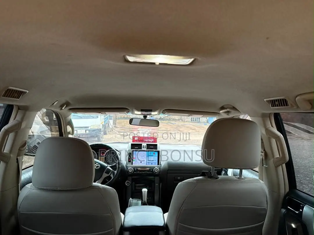 Toyota Land Cruiser Prado 2013 Black