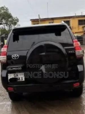 Toyota Land Cruiser Prado 2013 Black