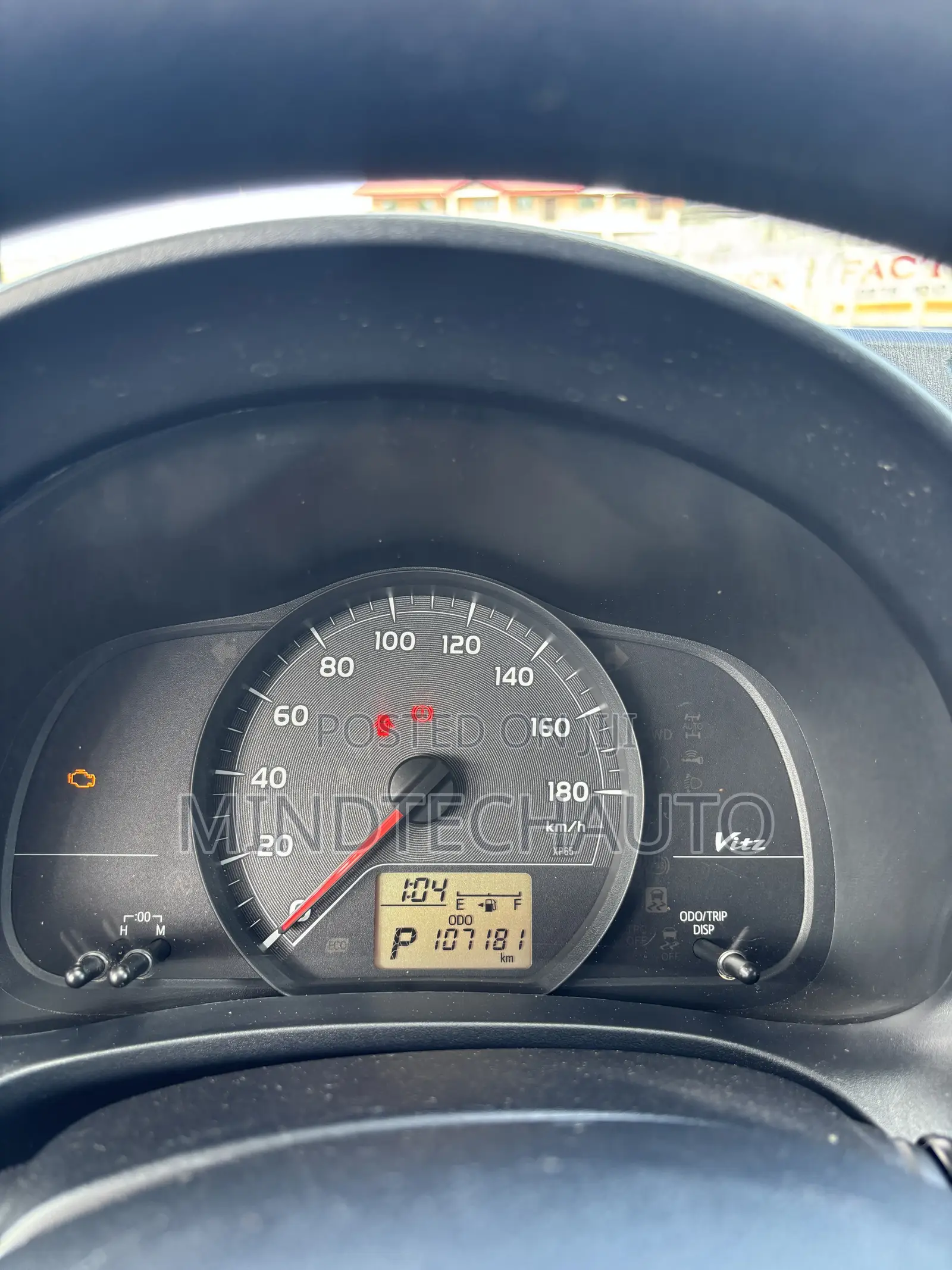 Toyota Vitz 1.0 FWD 3dr 2013 Gray