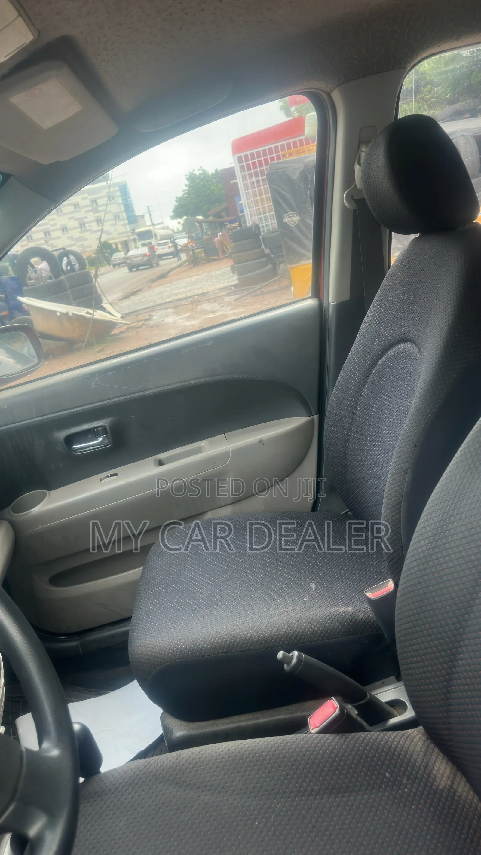 Daihatsu Sirion 2010 Red