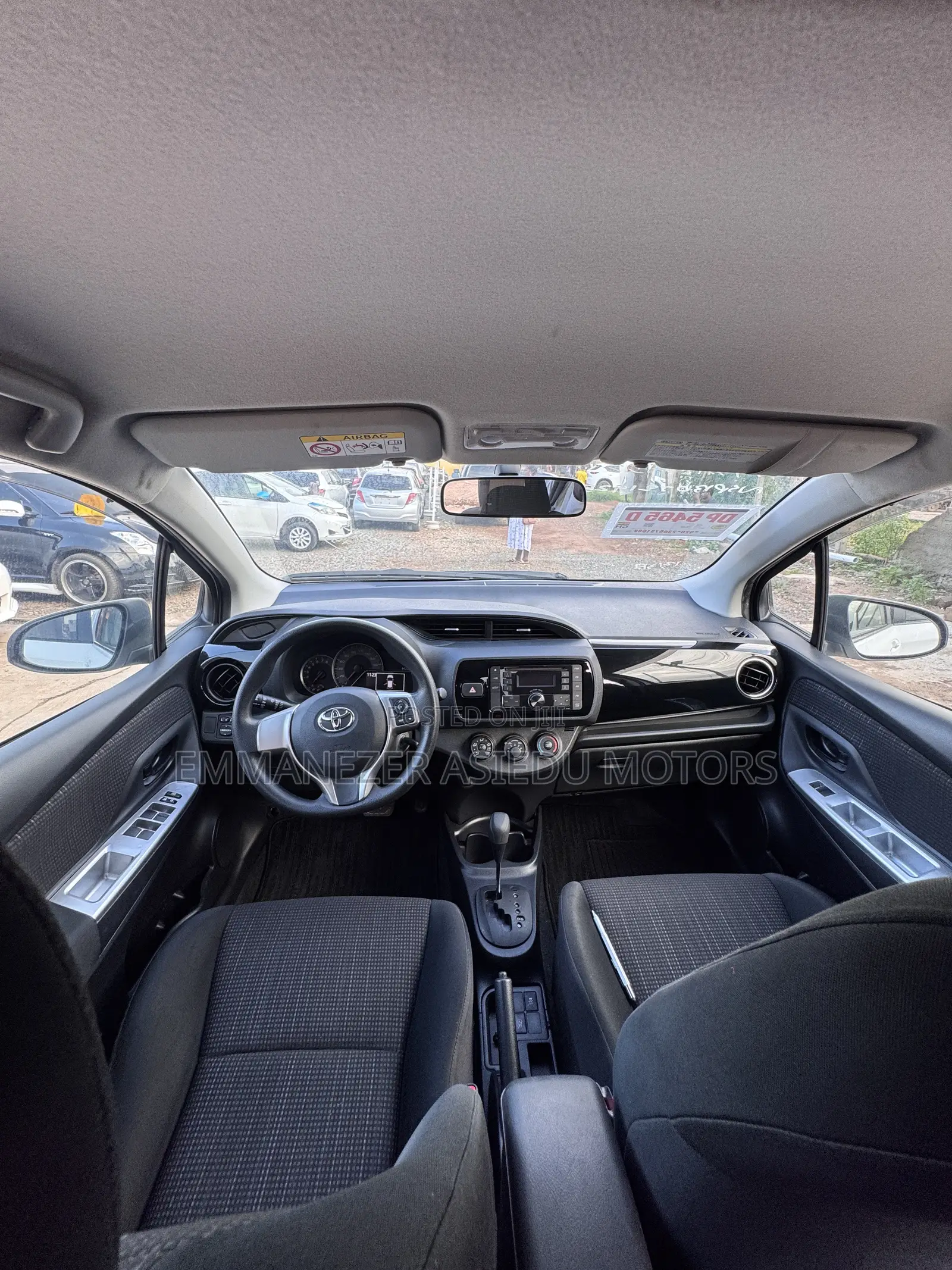Toyota Vitz 1.3 FWD 5dr 2015 White