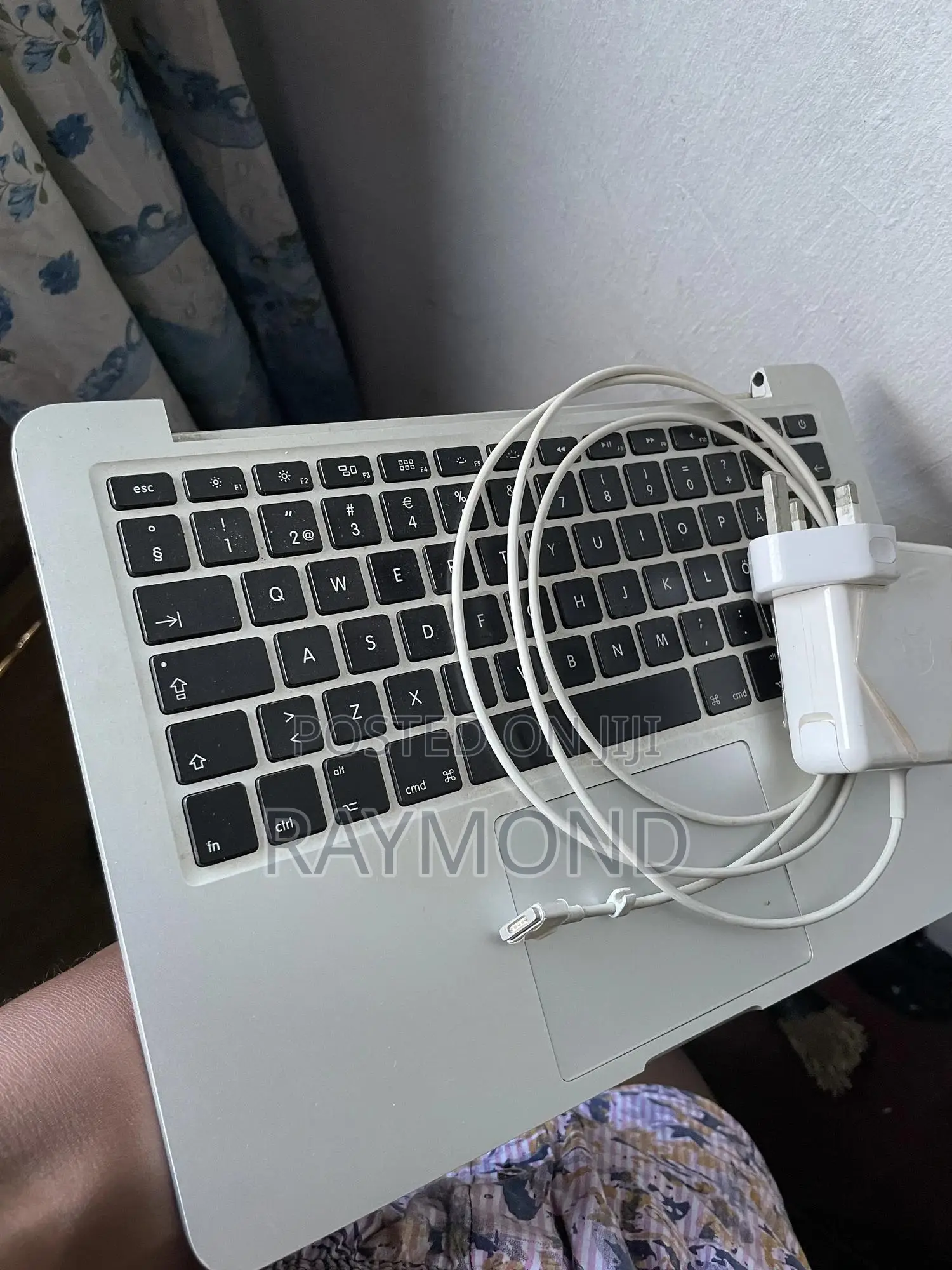 Laptop Apple MacBook Pro 2015 8GB Intel Core i5 SSD 256GB