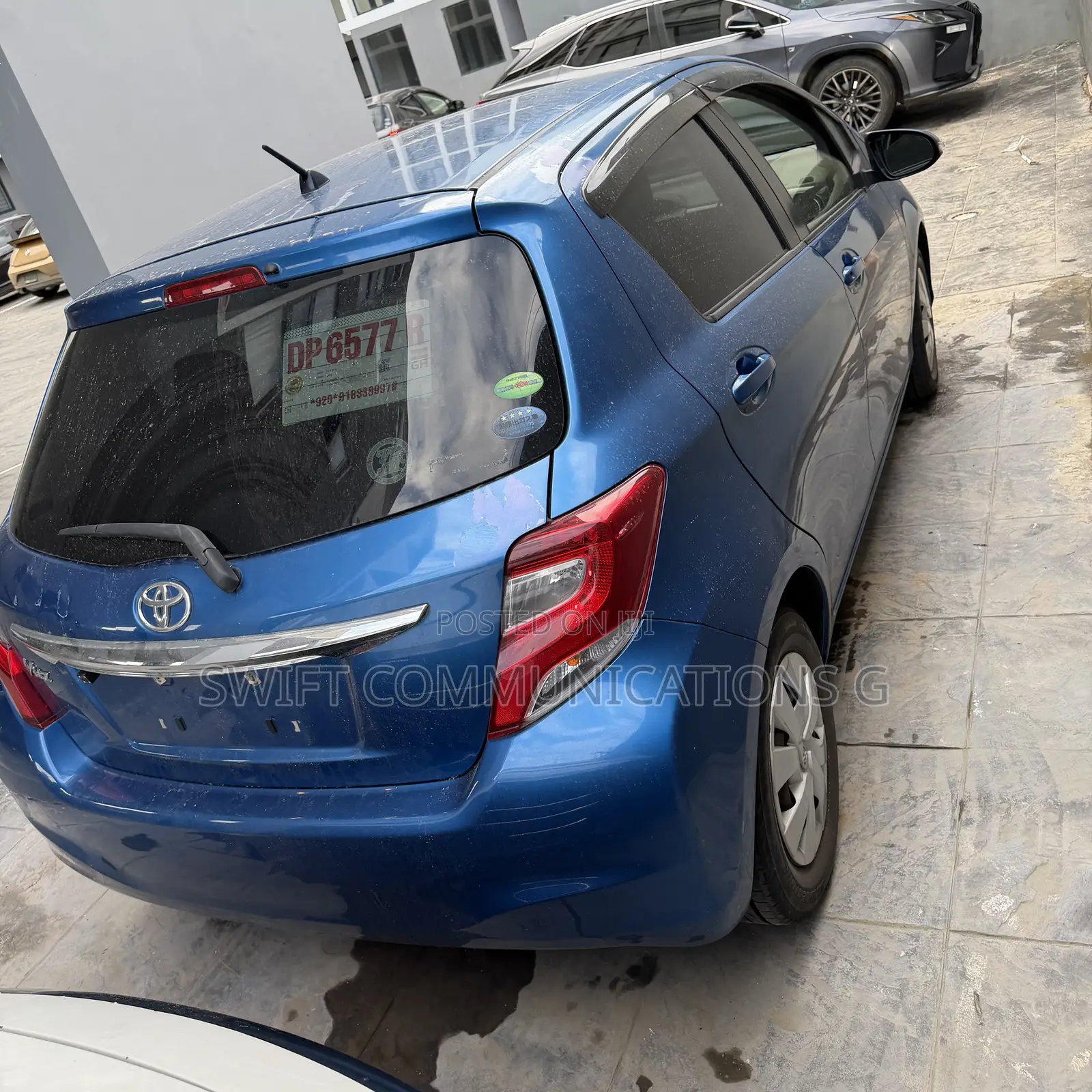 Toyota Vitz 1.5 FWD 5dr 2014 Blue