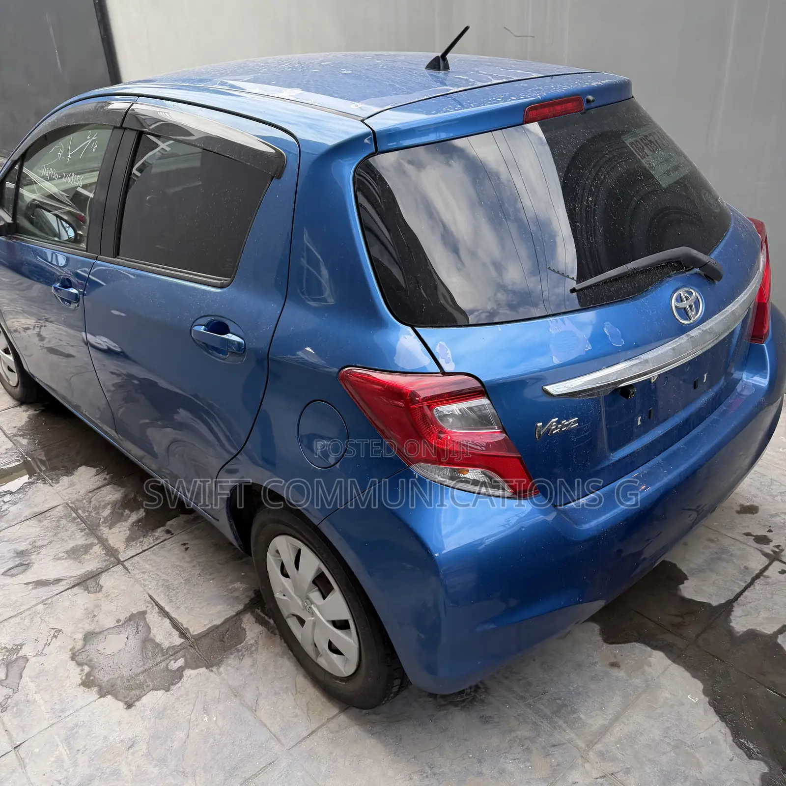 Toyota Vitz 1.5 FWD 5dr 2014 Blue