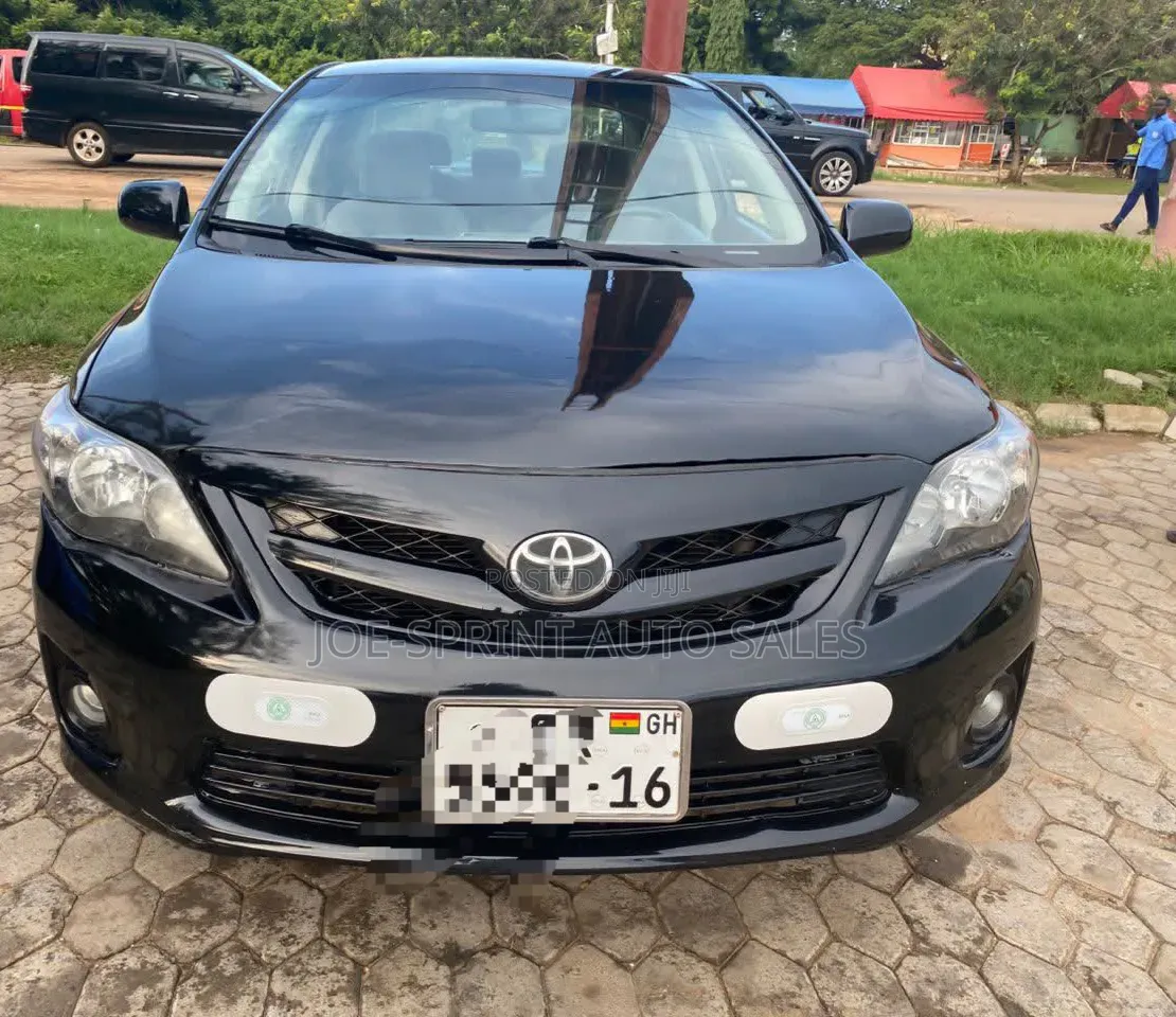 Toyota Corolla 2011 Black