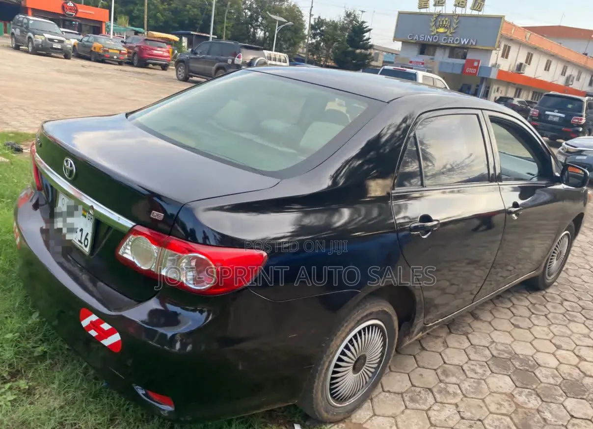 Toyota Corolla 2011 Black