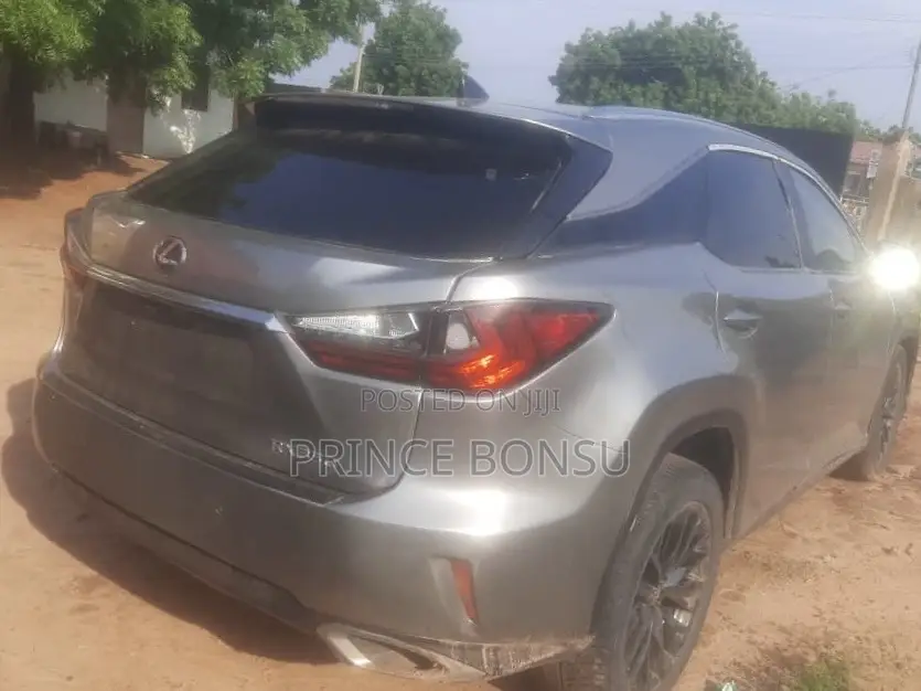 Lexus RX 2018 Gold