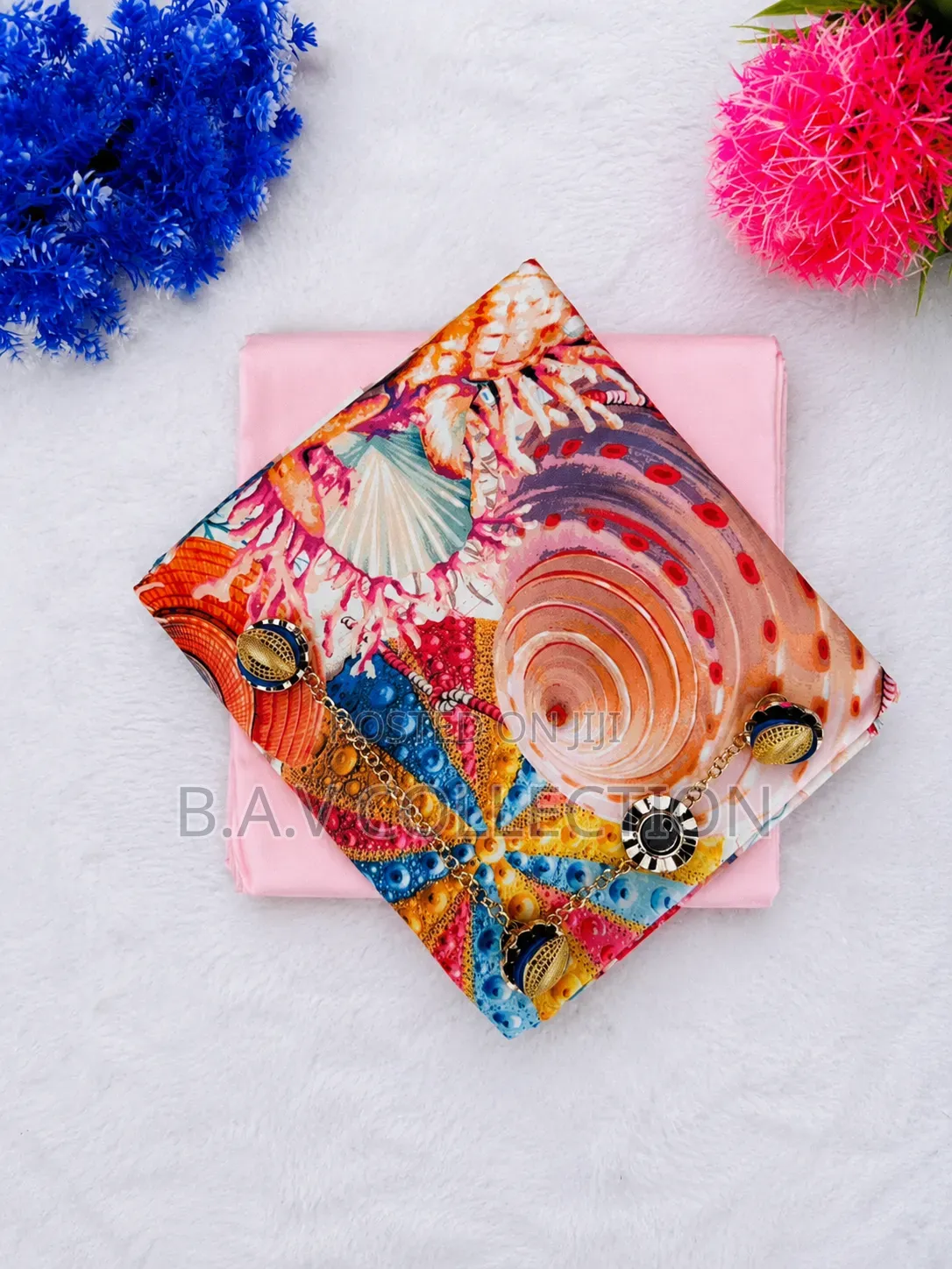 Plain And Pattern Material 4 Yards