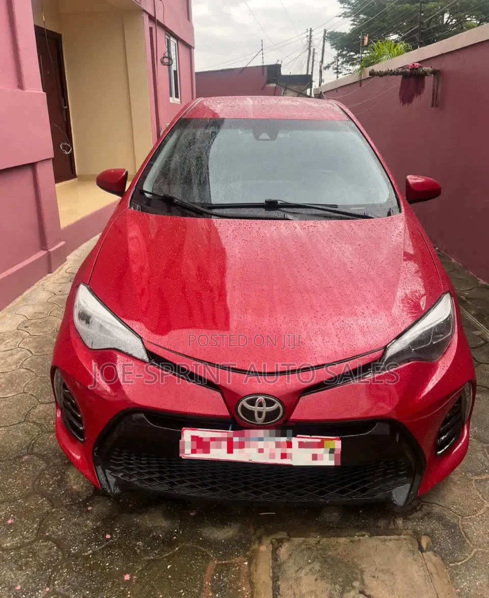 Toyota Corolla 2017 Red