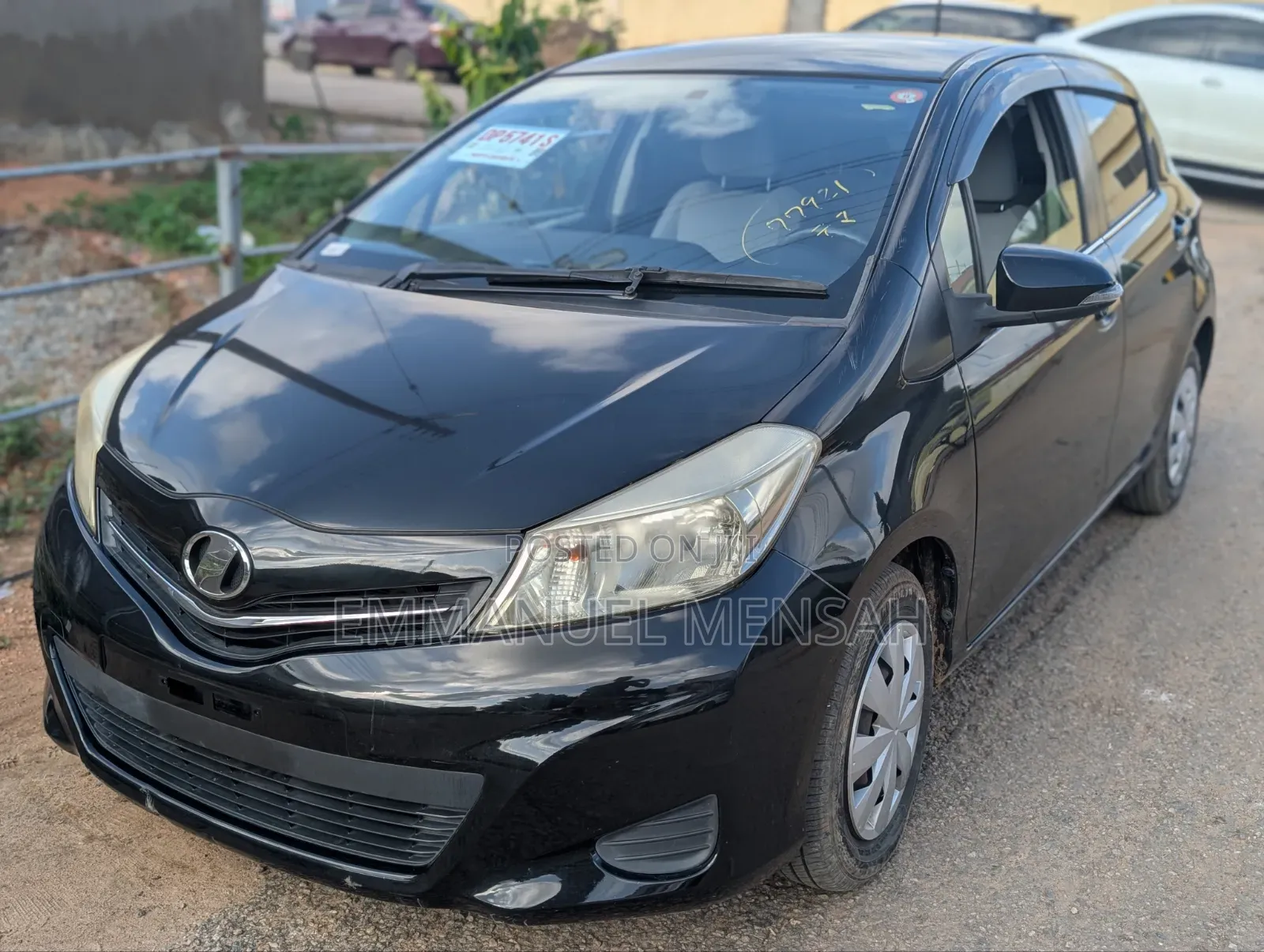 Toyota Vitz 2012 Black