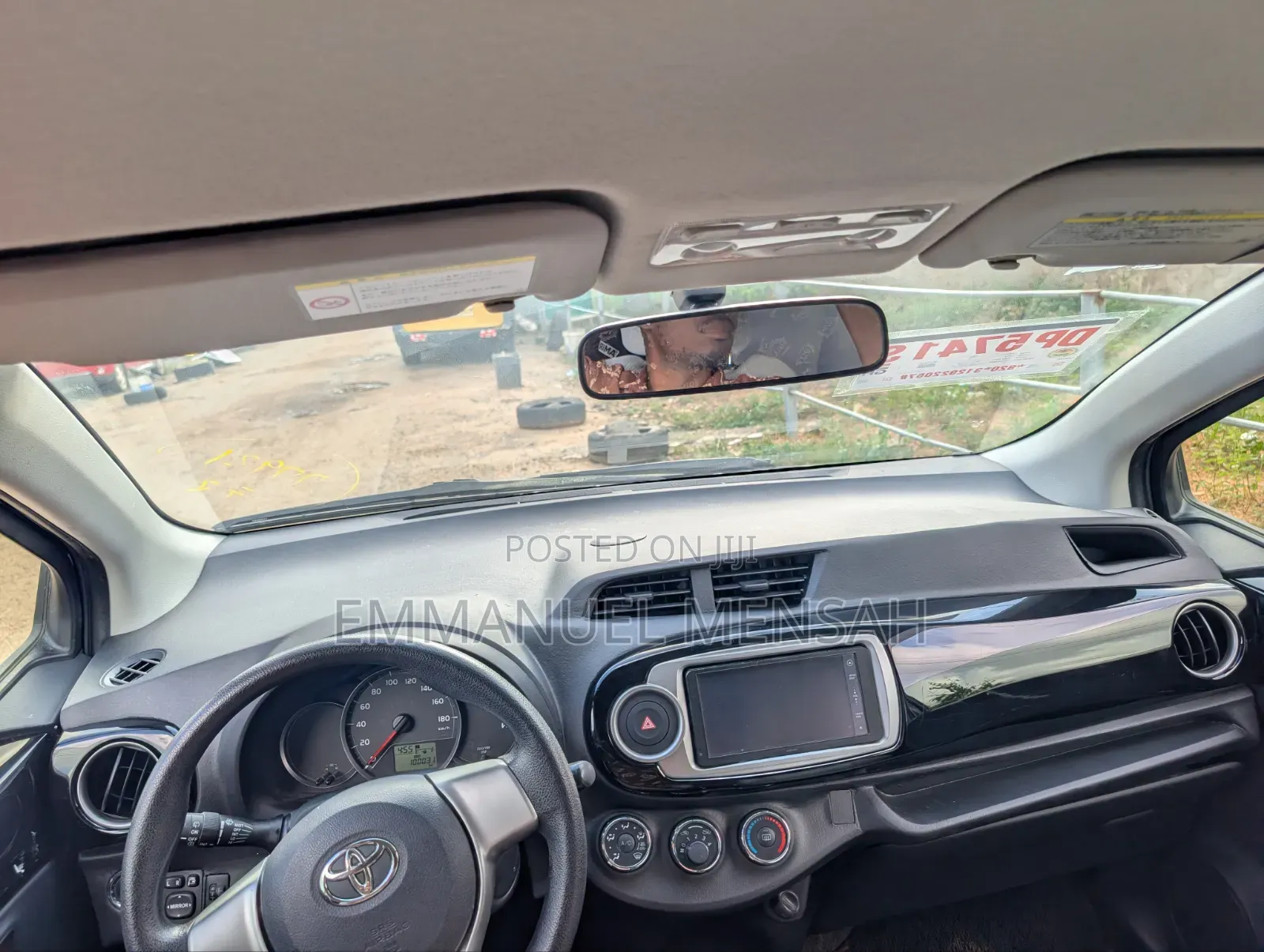 Toyota Vitz 2012 Black