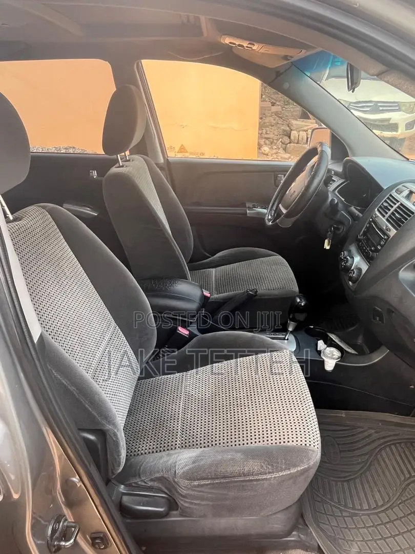 Kia Sportage 2006 Silver