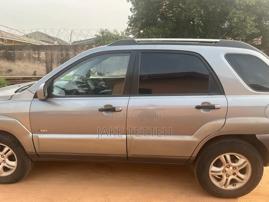 Kia Sportage 2006 Silver
