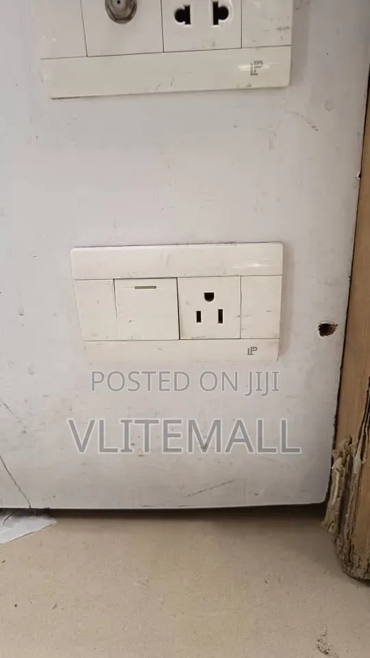 110v 3puns Single Socket