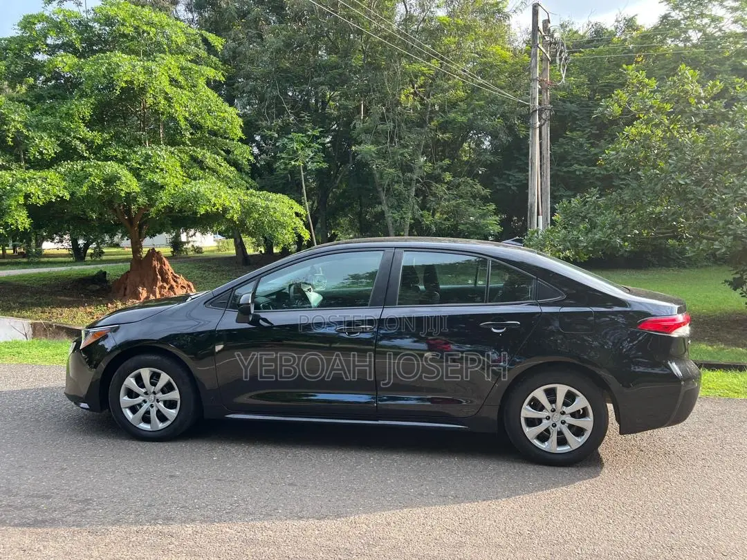 Toyota Corolla LE 2023 Black
