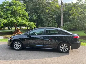 Toyota Corolla LE 2023 Black