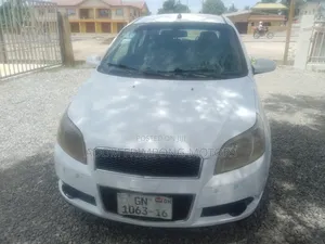 Chevrolet Aveo 2010 White