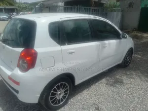 Chevrolet Aveo 2010 White