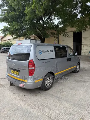 Hyundai H1 2014 Grey